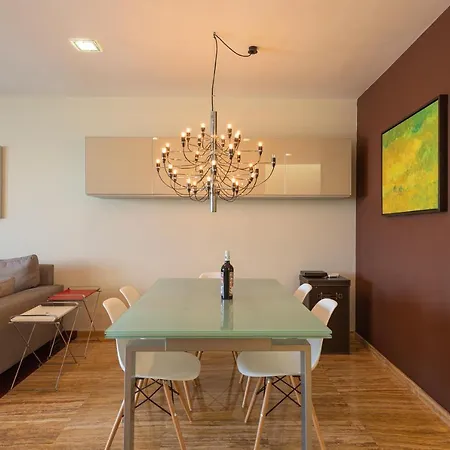 Penthouse With Private Swimming Pool Apartmán