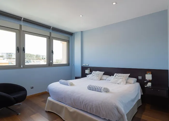 Penthouse With Private Swimming Pool