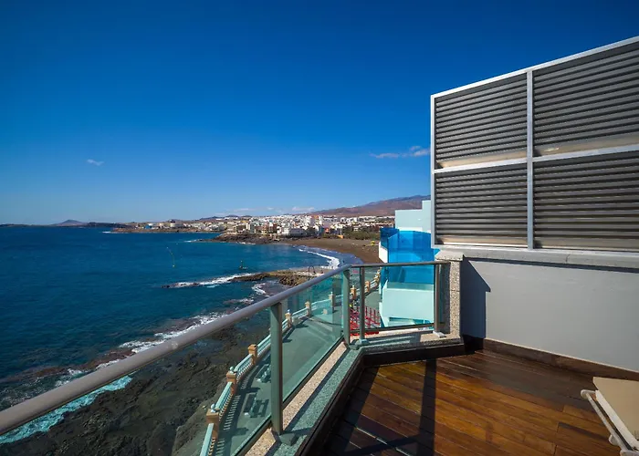 Penthouse With Private Swimming Pool